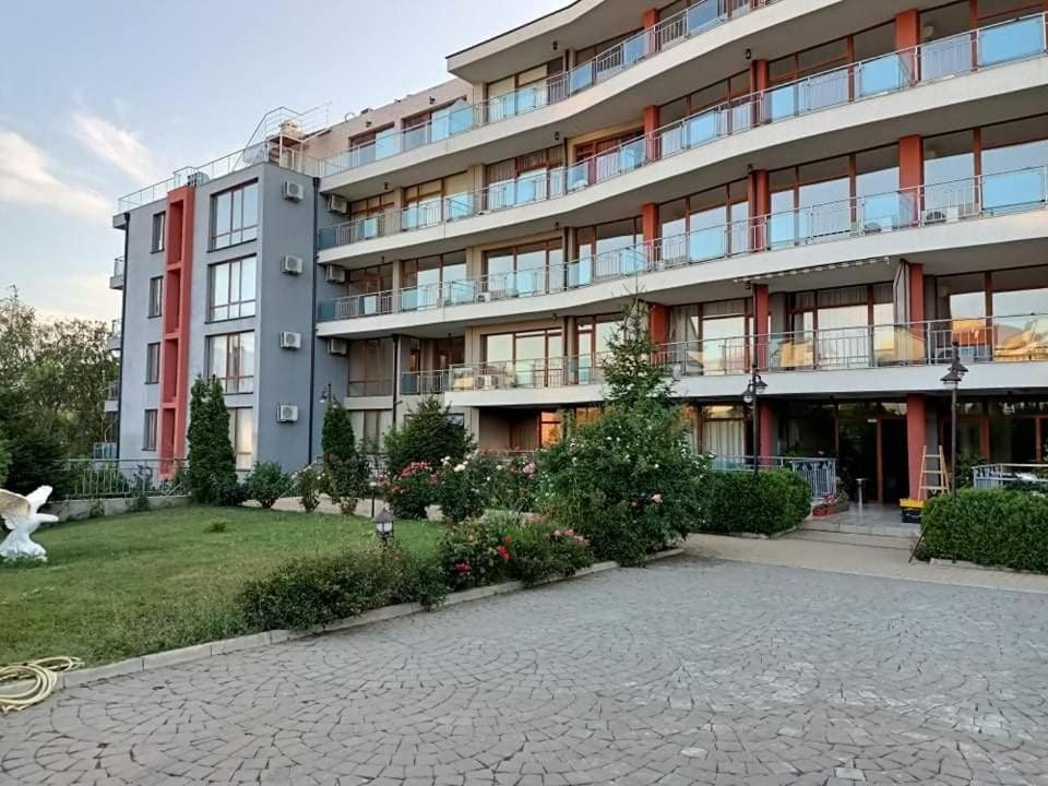 Sun Wave Exclusive Appartement Sveti Vlas Buitenkant foto