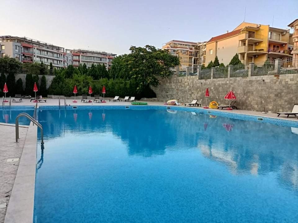 Sun Wave Exclusive Appartement Sveti Vlas Buitenkant foto
